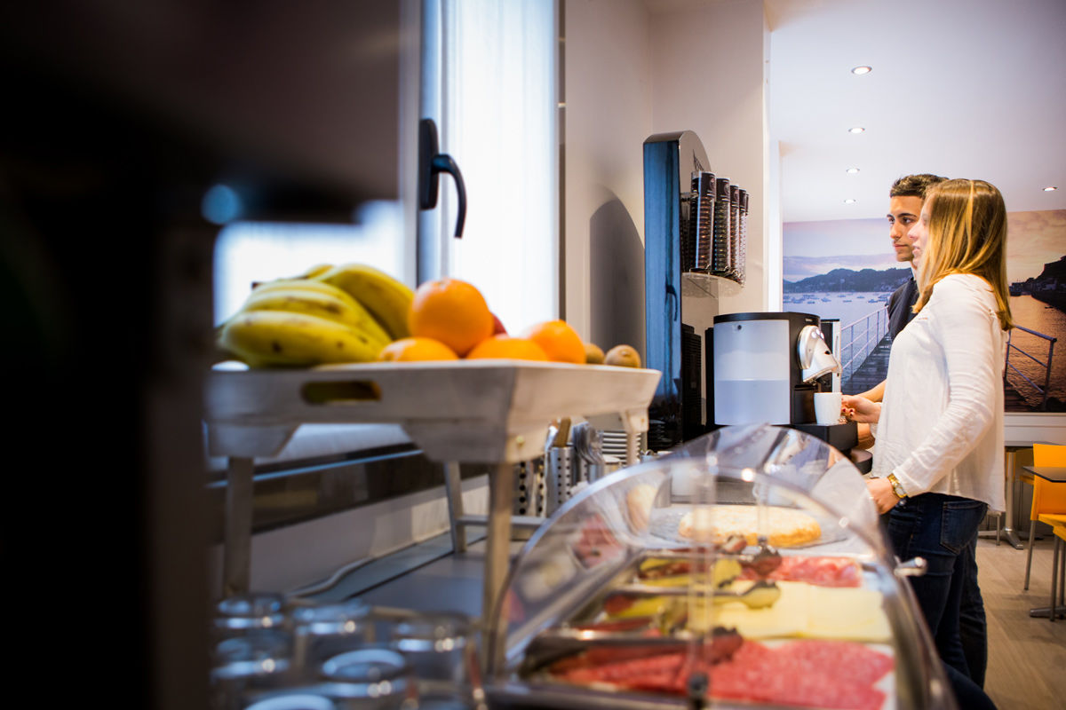 Hotel & Suites Arrizul Gros San Sebastian Restaurant photo